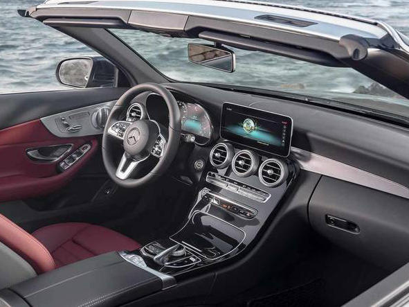 műszerfal tisztítás